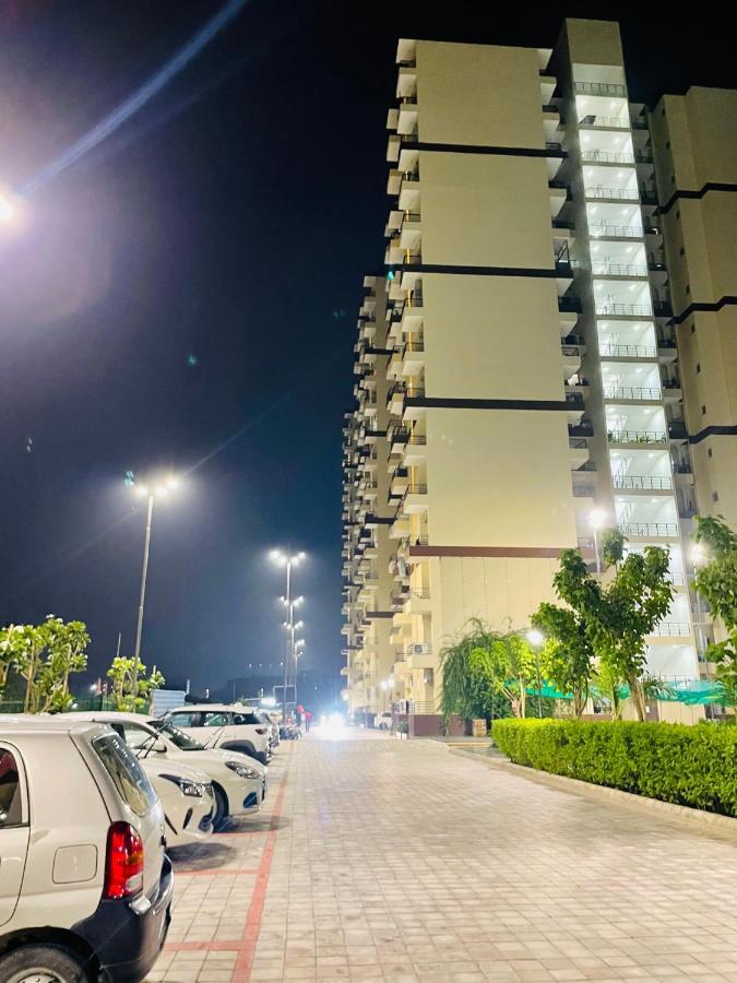 Achyutam Homes Лакхнау Экстерьер фото