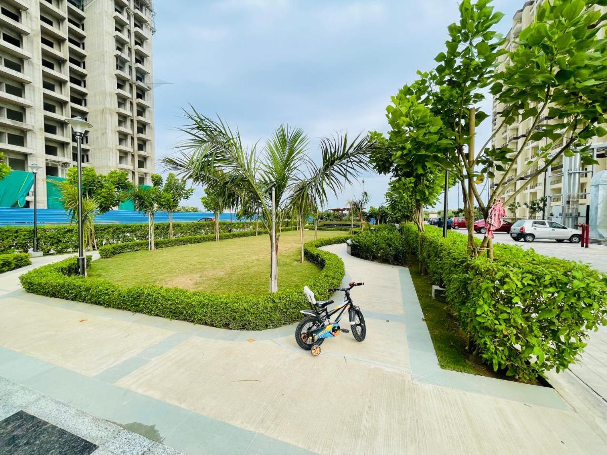 Achyutam Homes Лакхнау Экстерьер фото